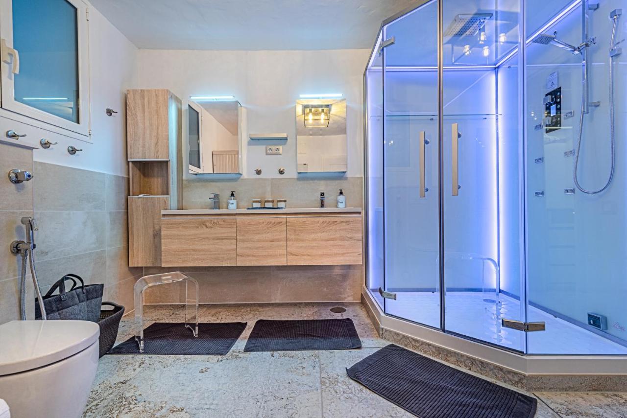 Mogan Luxury Apartment, Sea Views, Jacuzzi And Sauna. Kültér fotó