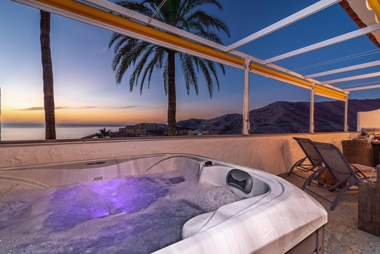 Mogan Luxury Apartment, Sea Views, Jacuzzi And Sauna. Kültér fotó